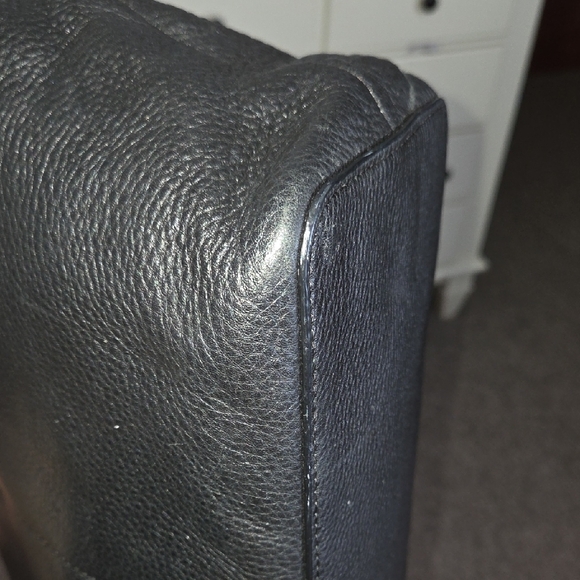 Michael Kors Black and Tan Tote Bag - Picture 7 of 17